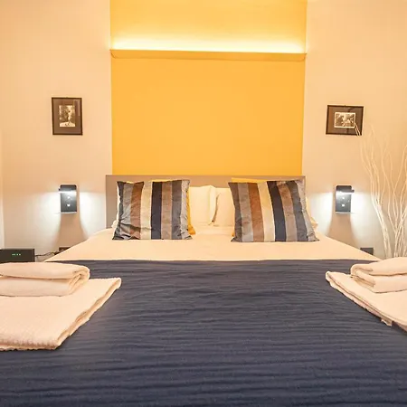 Giano Host - I Teatri Apartment Genoa Exterior photo